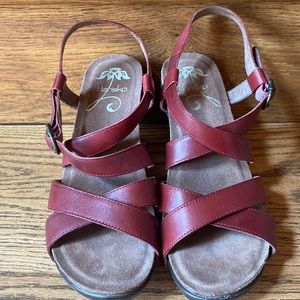 Dansko Womens Sandal Wedge